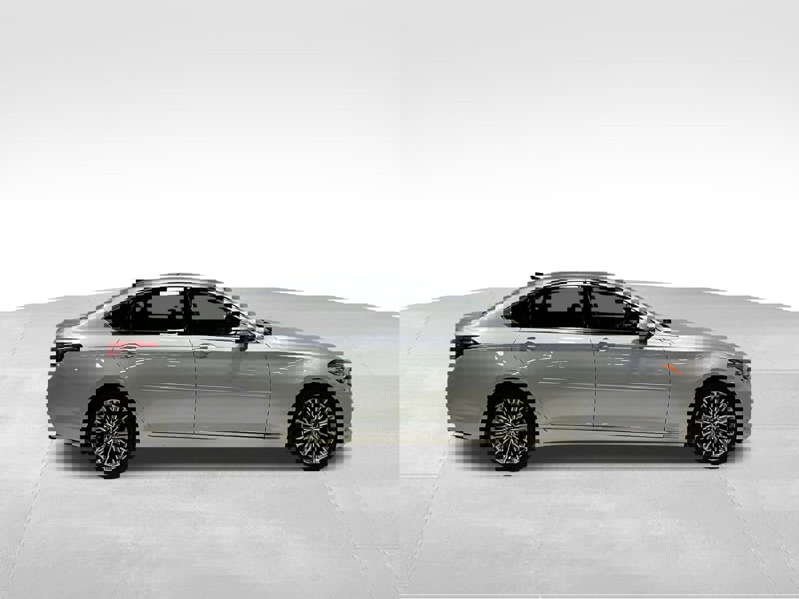 Used 2018 Genesis G80 3.8 w/ Option Group 02 image 3