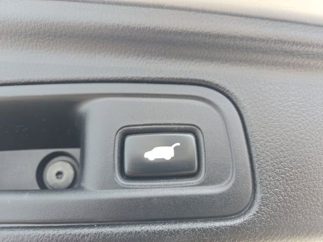 Used 2017 Honda Pilot EX-L image 10