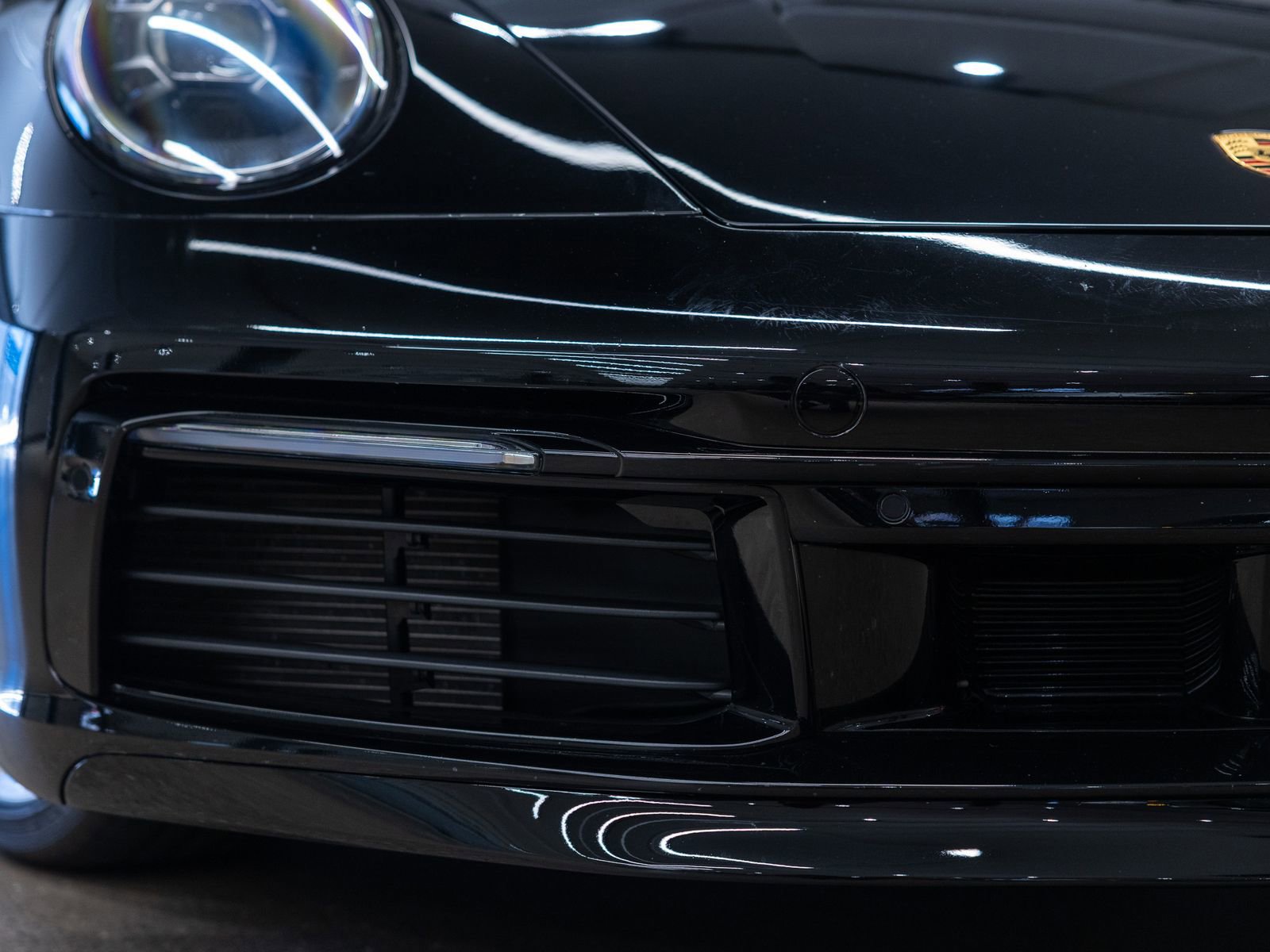 Certified 2020 Porsche 911 Carrera 4S AWD/4WD image 15