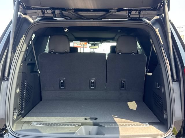 New 2026 GMC Yukon XL AT4 Ultimate AWD/4WD image 13