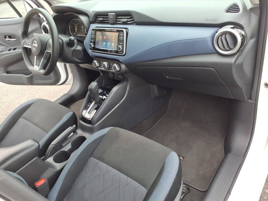 Used 2024 Nissan Versa SV FWD image 16