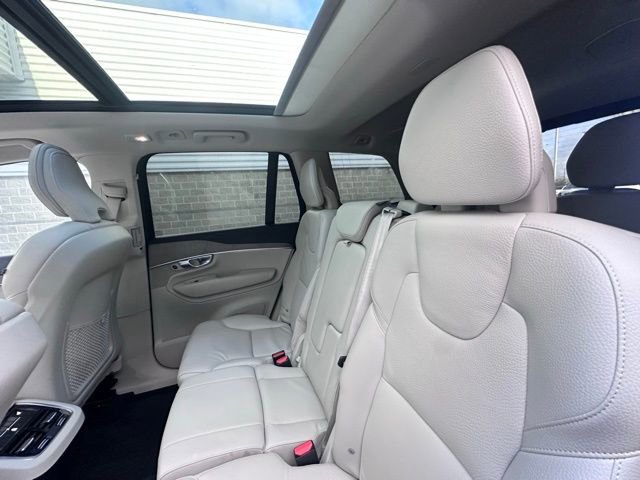 Used 2024 Volvo XC90 B6 Plus w/ Protection Package Premier image 18
