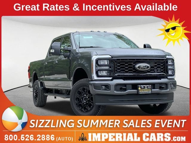New 2026 Ford F250 Lariat w/ Black Appearance Package