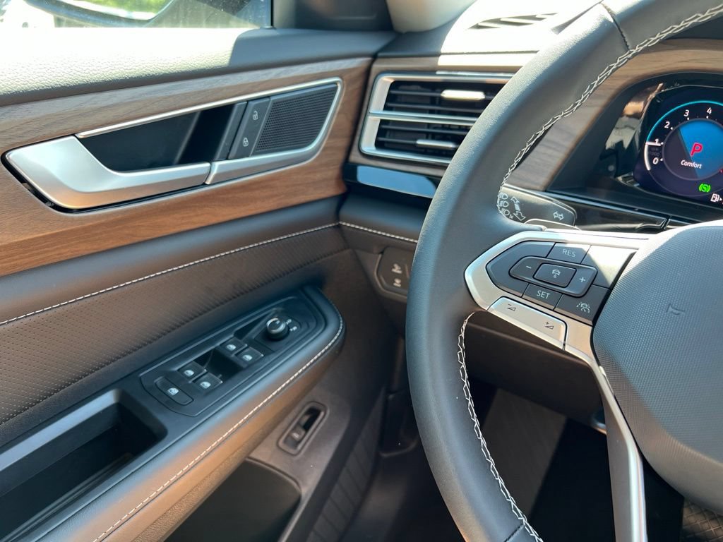 New 2026 Volkswagen Atlas SE FWD image 19