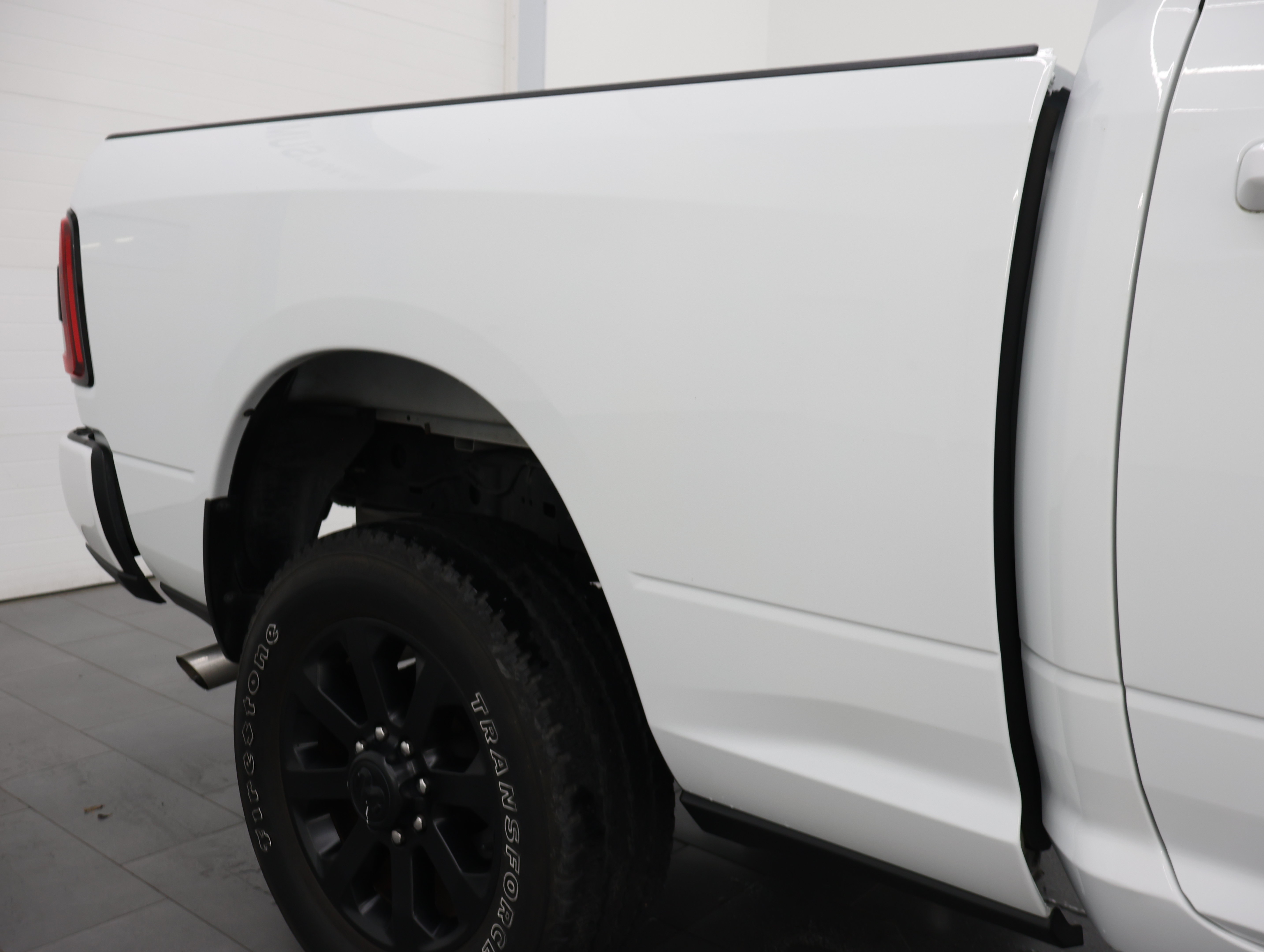 Used 2024 RAM 2500 Big Horn w/ Night Edition AWD/4WD image 27