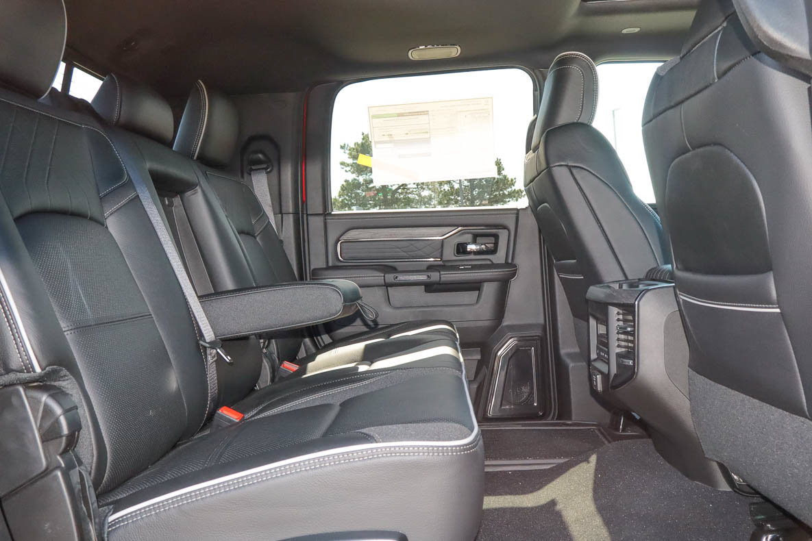 New 2027 RAM 3500 Limited AWD/4WD image 31