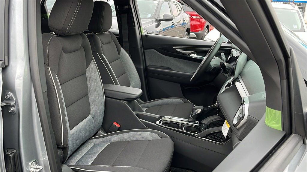 New 2026 Chevrolet TrailBlazer LT w/ LT Cold Weather Package image 4
