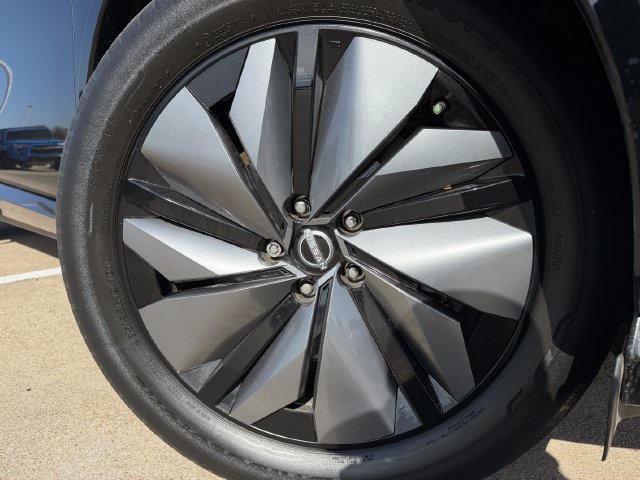 Used 2025 Nissan Ariya FWD image 8