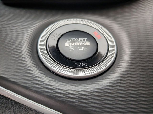 New 2025 Jeep Grand Cherokee Altitude image 21