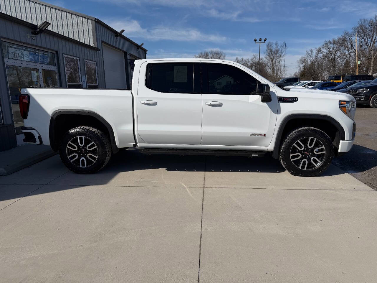 Used 2020 GMC Sierra 1500 AT4 w/ Technology Package image 9