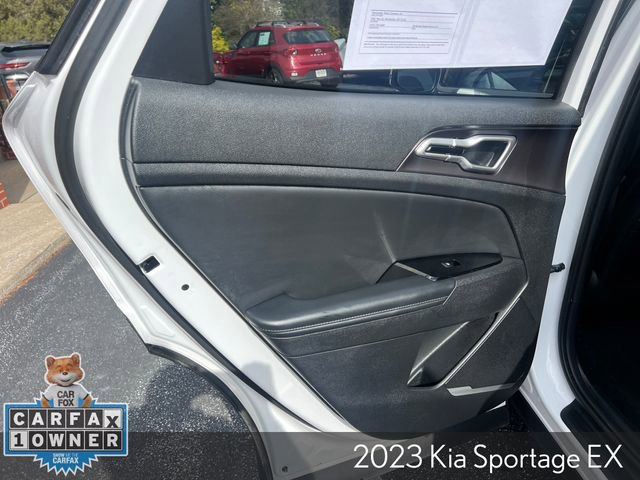 Used 2023 Kia Sportage EX image 23