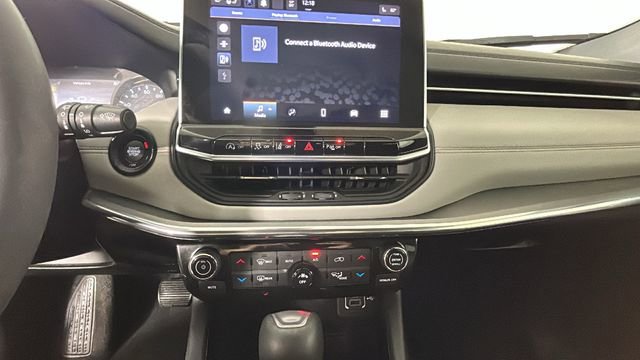 Used 2023 Jeep Compass Limited AWD/4WD image 24