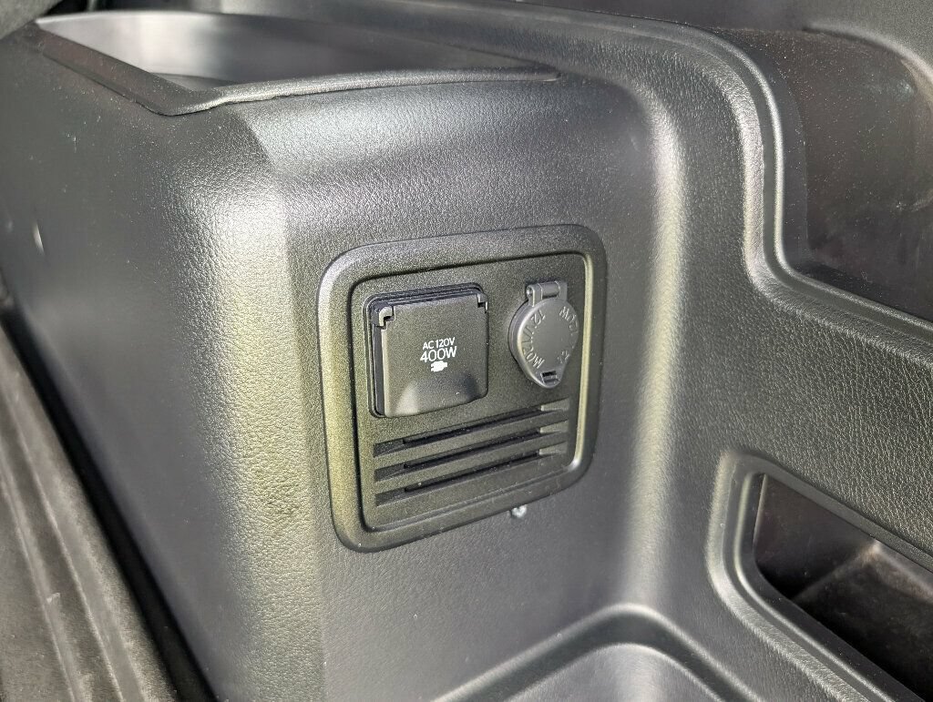 Used 2023 Toyota 4Runner 40th Anniversary SE AWD/4WD image 42