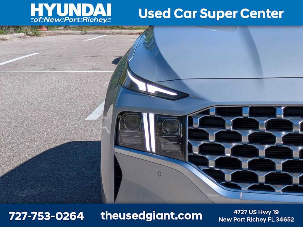 Used 2022 Hyundai Santa Fe Limited AWD/4WD image 9
