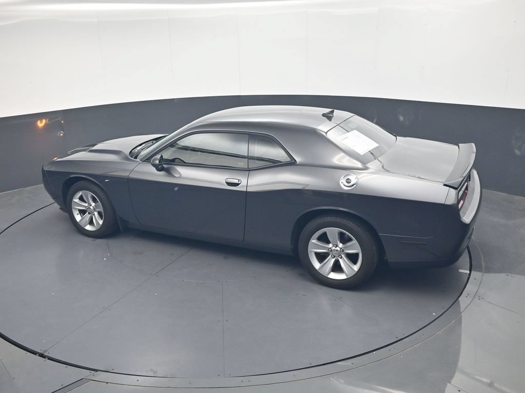 Used 2023 Dodge Challenger SXT RWD image 33