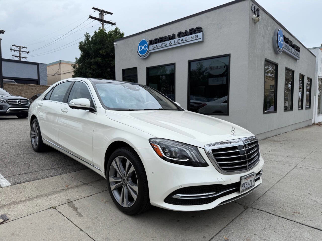 Used 2018 Mercedes-Benz S 450 Sedan image 2
