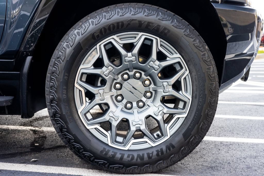 Used 2025 GMC Hummer EV 3X AWD/4WD image 13