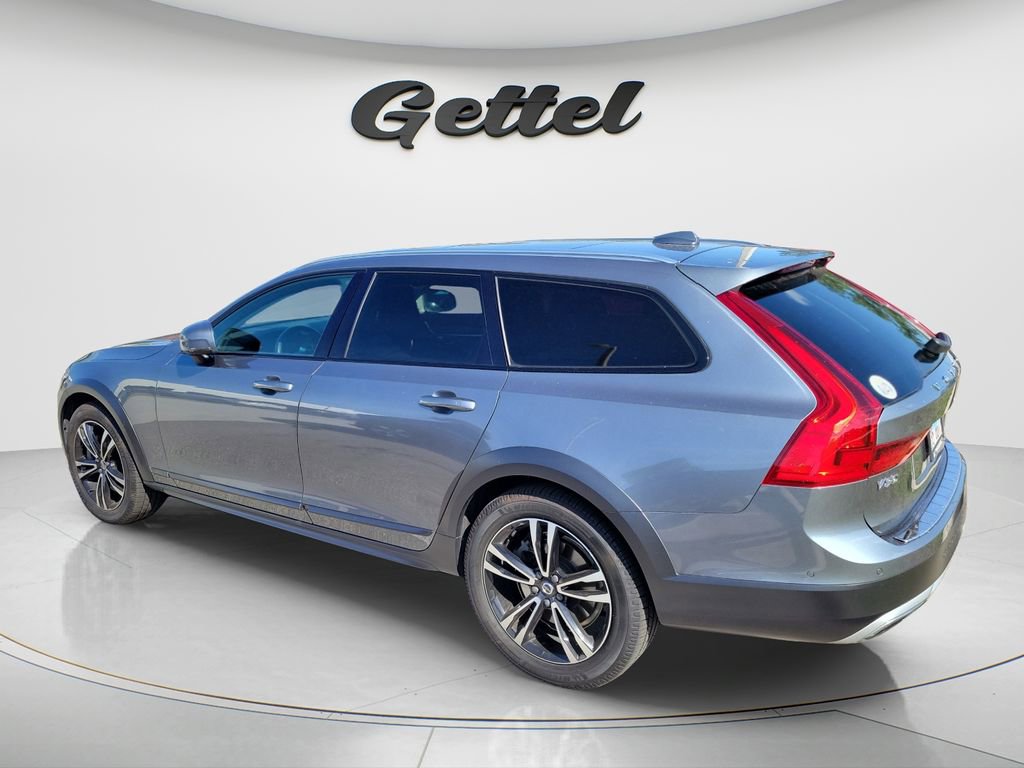 Used 2019 Volvo V90 T5 Cross Country w/ Advanced Package image 4