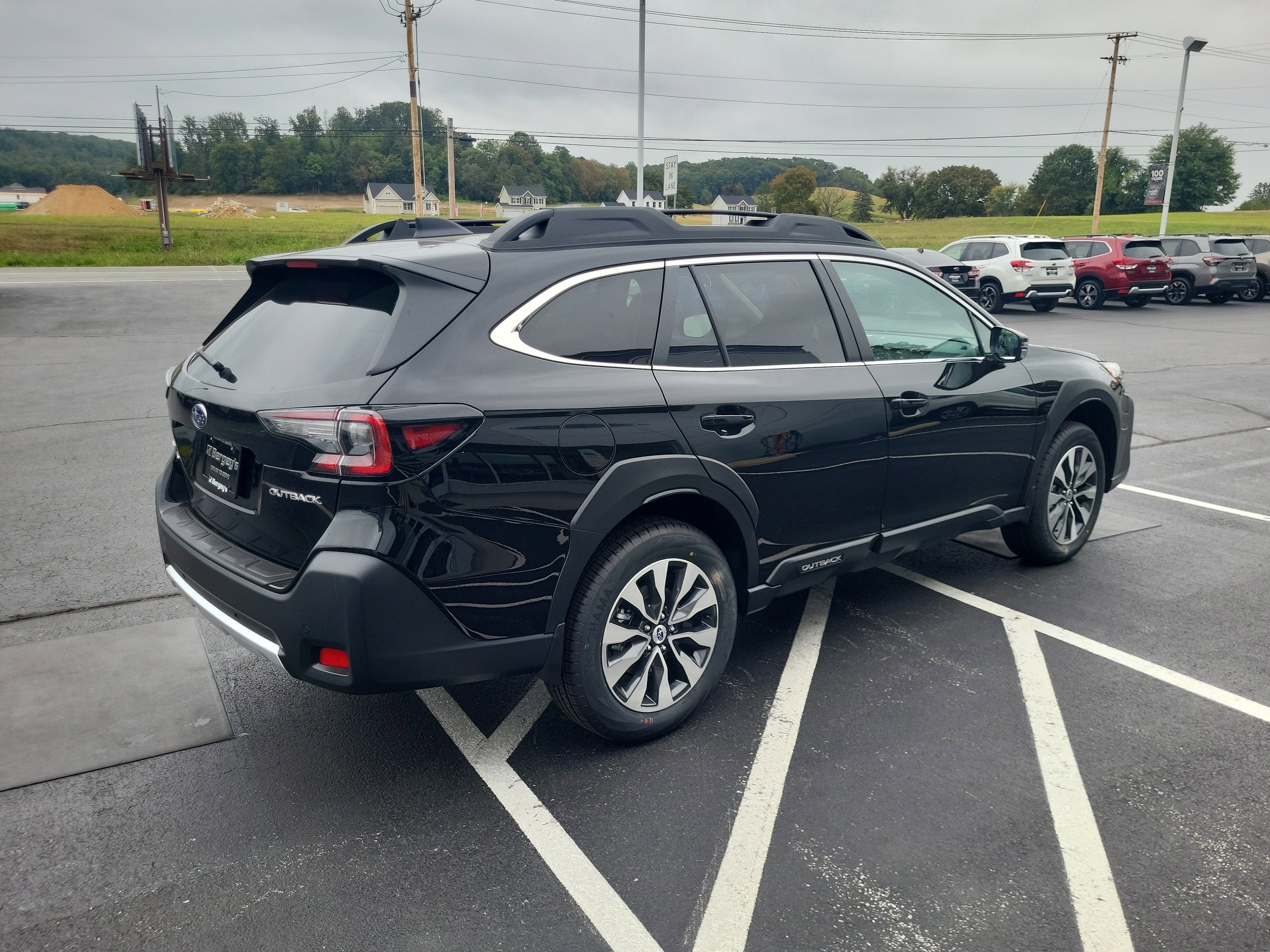 New 2025 Subaru Outback Limited image 4