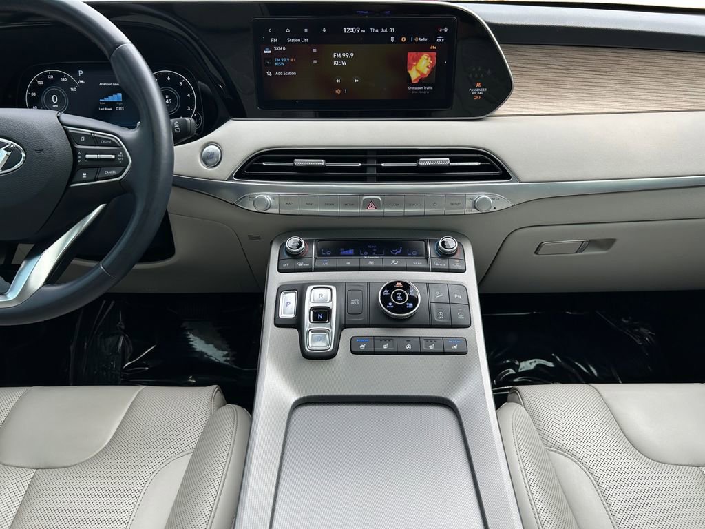 Used 2022 Hyundai Palisade Limited w/ Cargo Package image 13