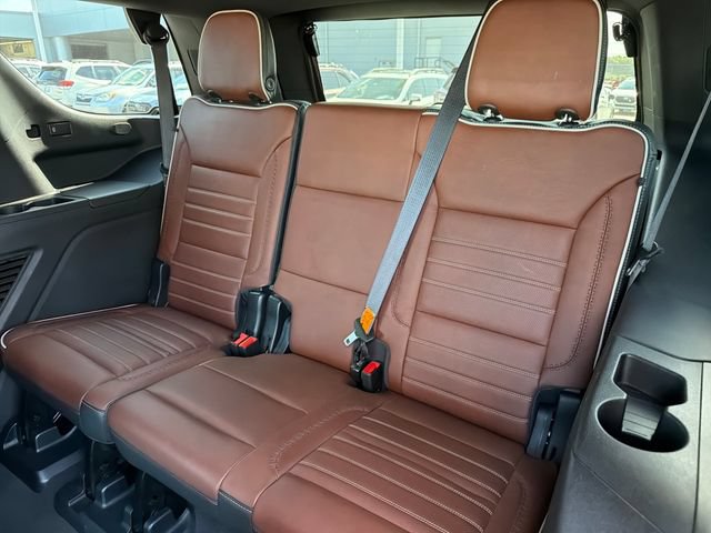 Used 2023 GMC Yukon Denali Ultimate AWD/4WD image 24