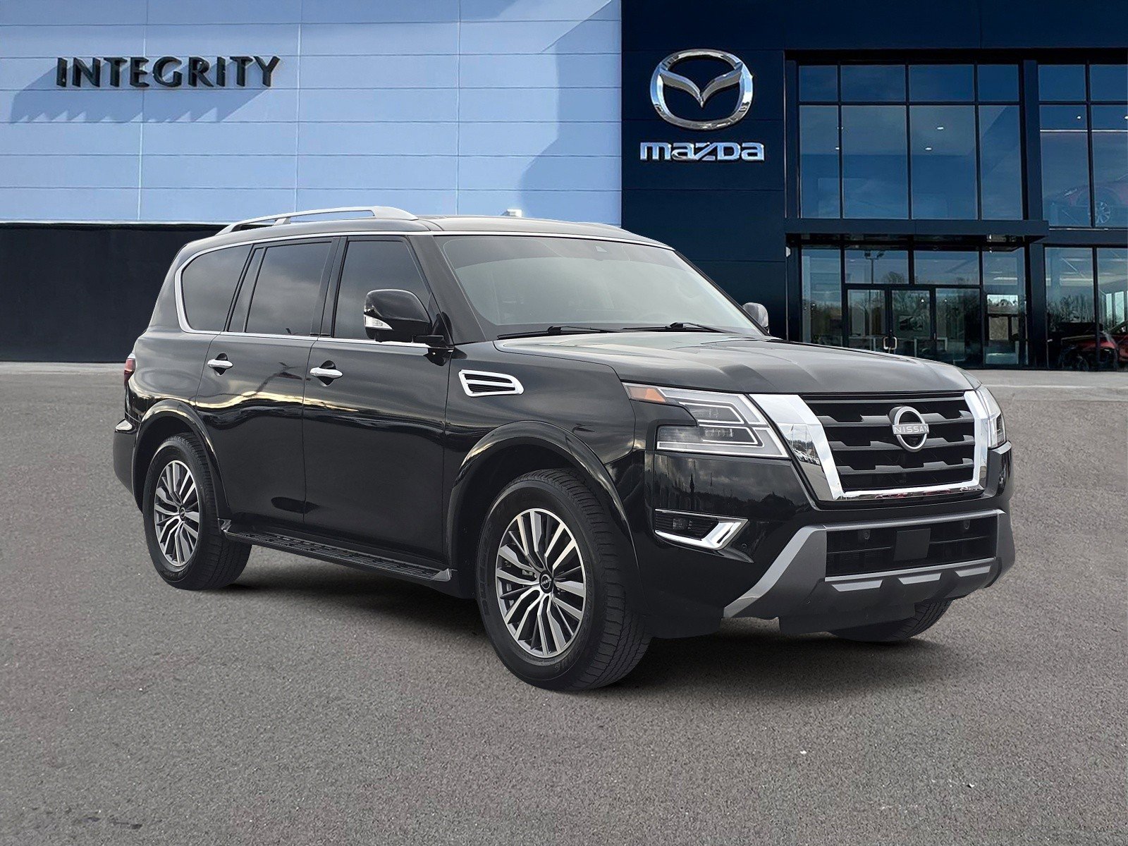 Used 2024 Nissan Armada SL w/ Cargo Package image 1