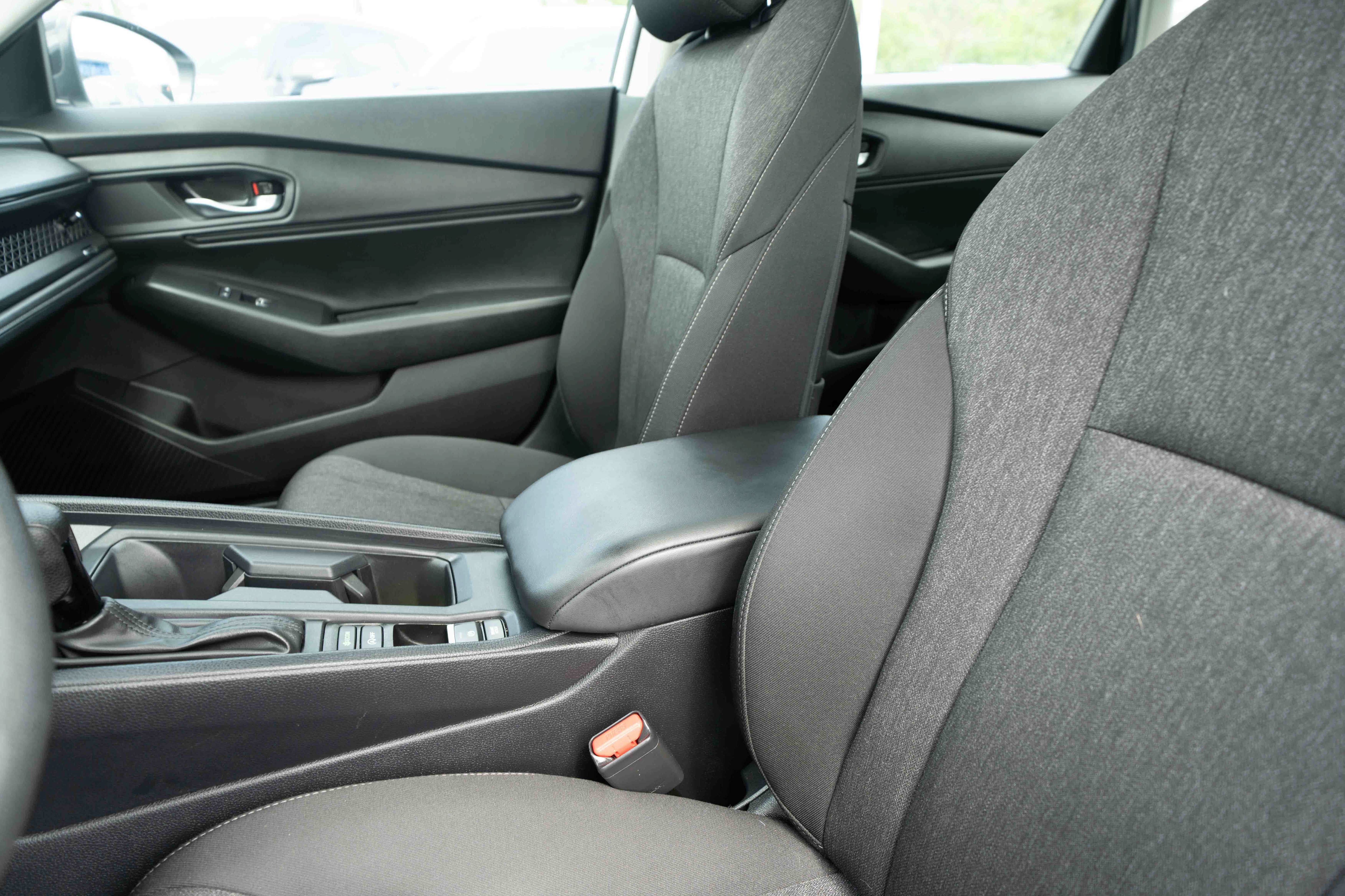 Certified 2025 Honda Accord SE image 10