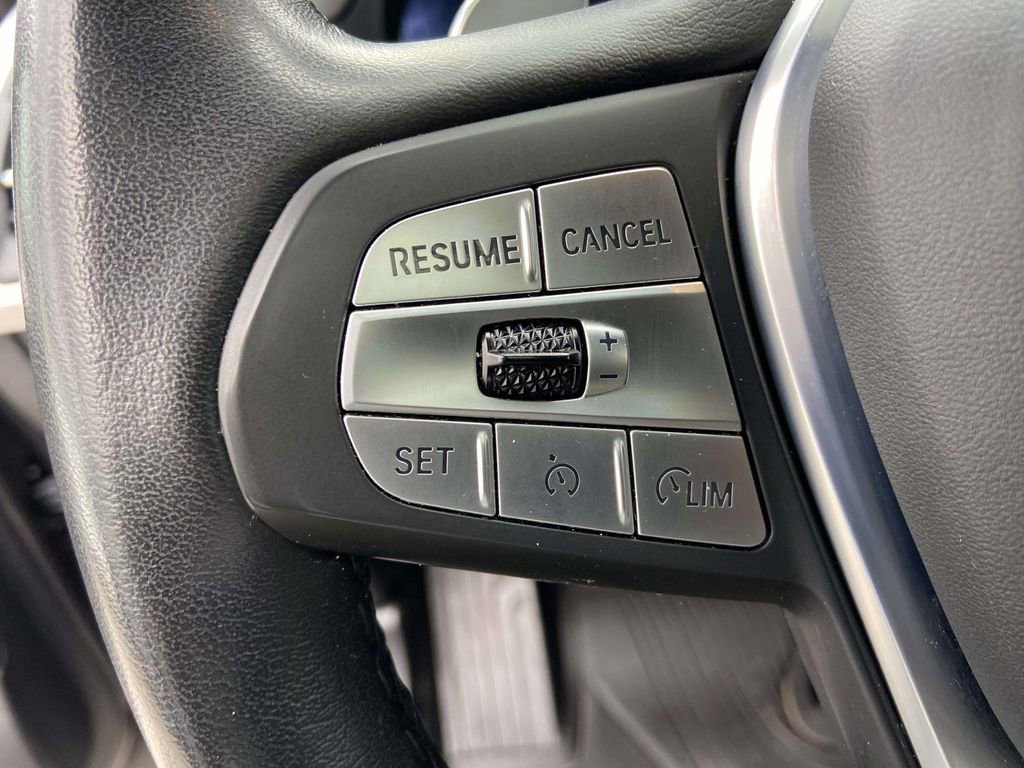 Used 2022 BMW X4 xDrive30i w/ Parking Assistance Package image 36