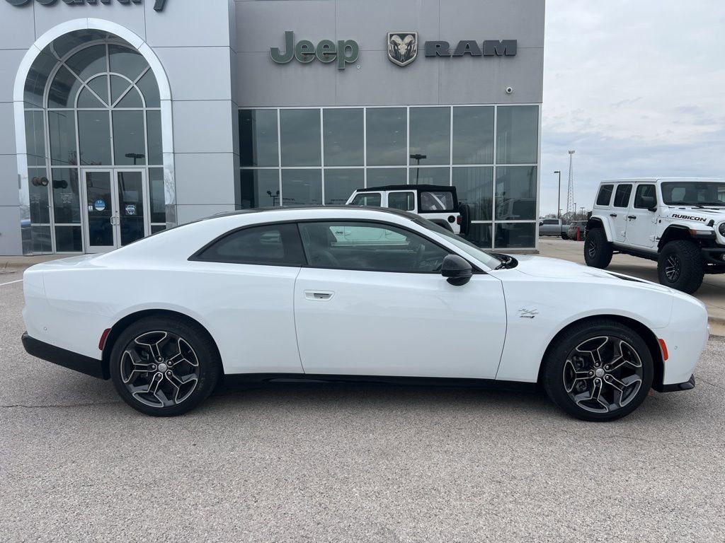 New 2024 Dodge Charger R/T w/ Plus Group image 2