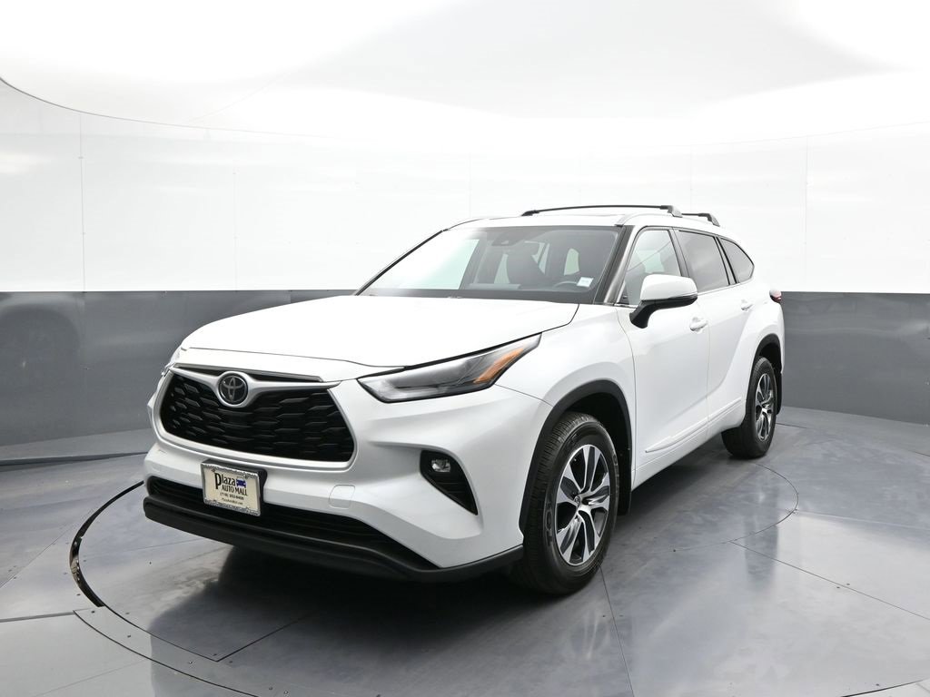 Certified 2023 Toyota Highlander XLE