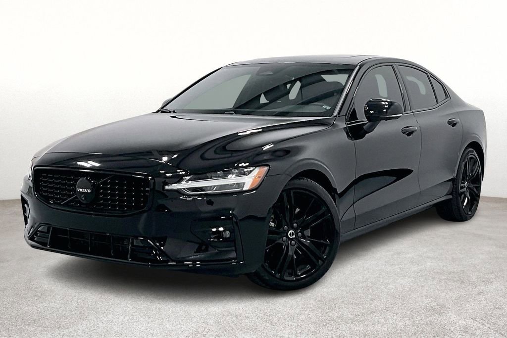 Used 2024 Volvo S60 B5 Plus w/ Protection Package Premier image 13