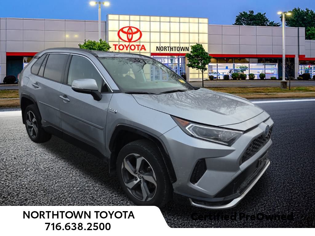 Used 2021 Toyota RAV4 SE w/ Weather & Moonroof Package video 1
