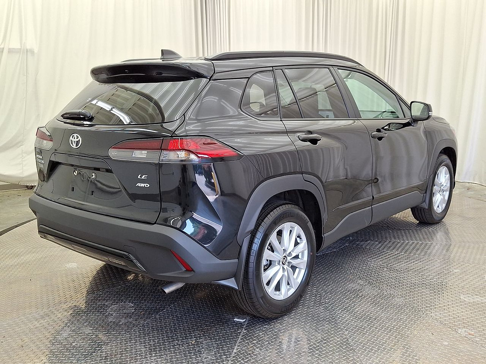 Certified 2026 Toyota Corolla Cross LE AWD/4WD image 25
