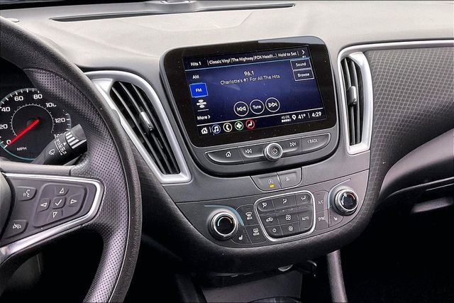 Used 2024 Chevrolet Malibu LT image 9