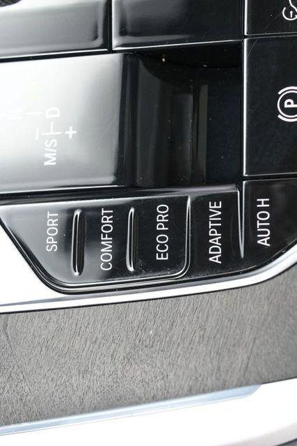 Used 2019 BMW X7 xDrive40i w/ Dynamic Handling Package AWD/4WD image 28