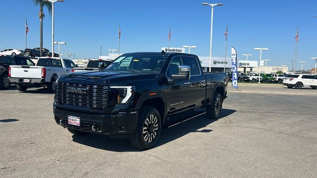 Used 2025 GMC Sierra 2500 Denali Ultimate image 8