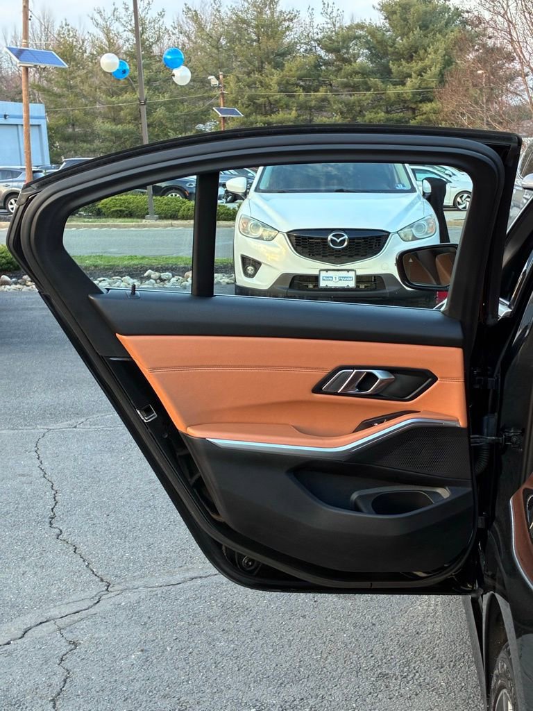 Used 2019 BMW 330i xDrive Sedan w/ Premium Package image 49