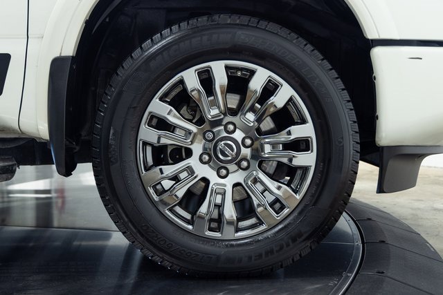 Used 2017 Nissan Titan Platinum Reserve image 24