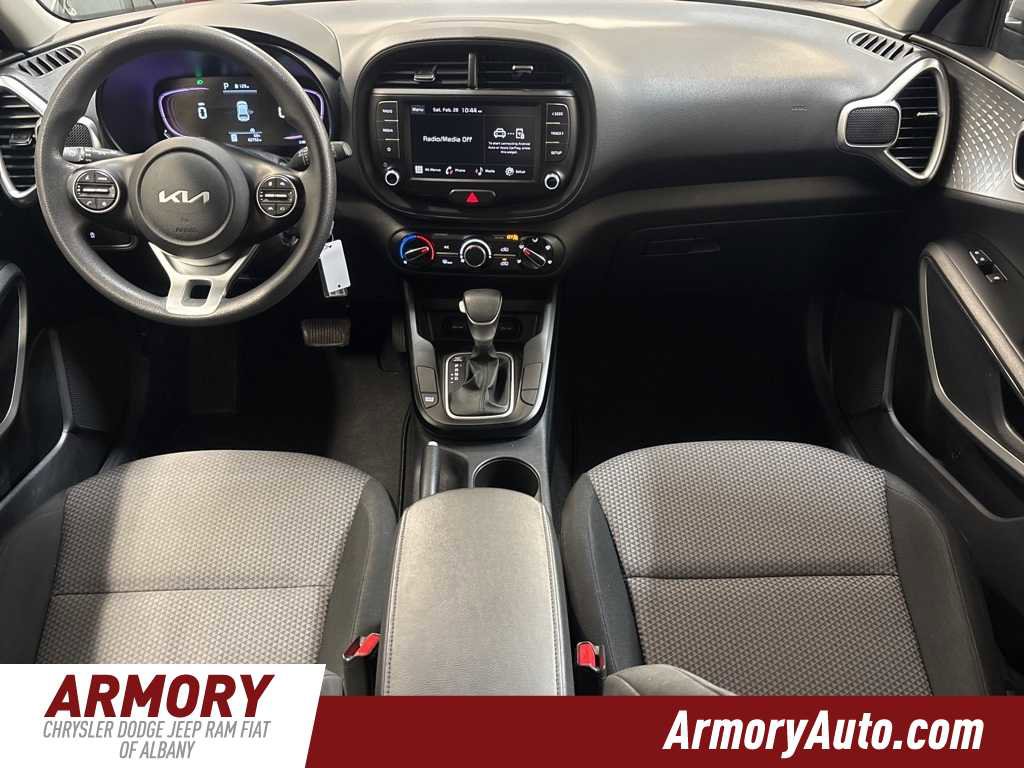 Used 2023 Kia Soul LX w/ LX Technology Package image 31