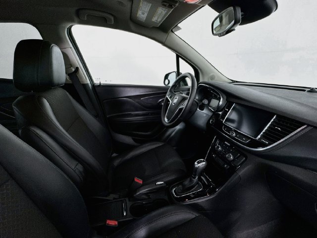 Used 2020 Buick Encore Preferred FWD image 26