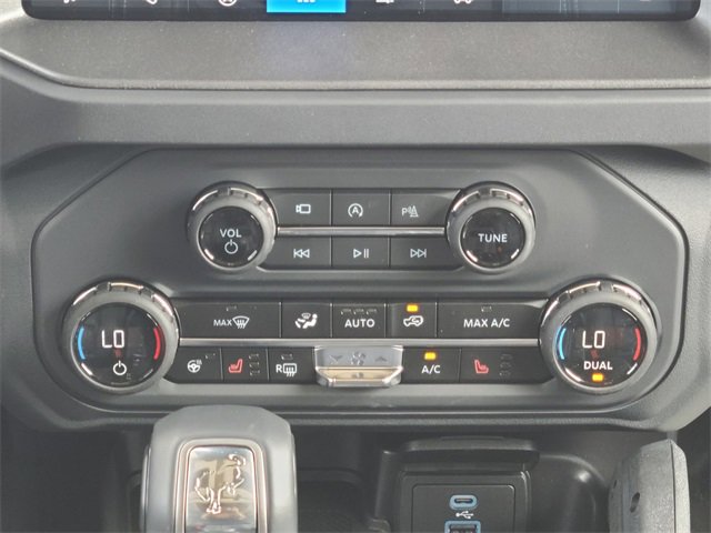 New 2025 Ford Bronco Badlands image 22