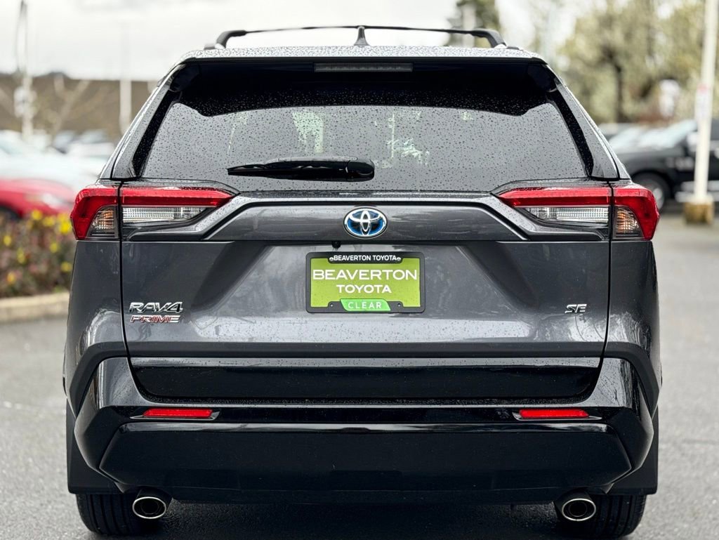 Used 2024 Toyota RAV4 SE AWD/4WD image 4