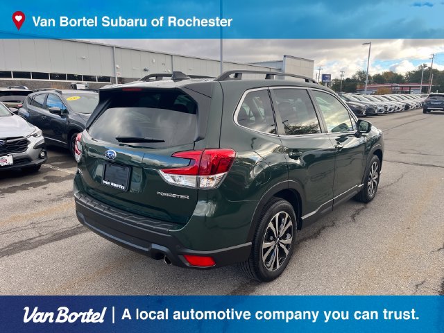 Used 2024 Subaru Forester Limited AWD/4WD image 5