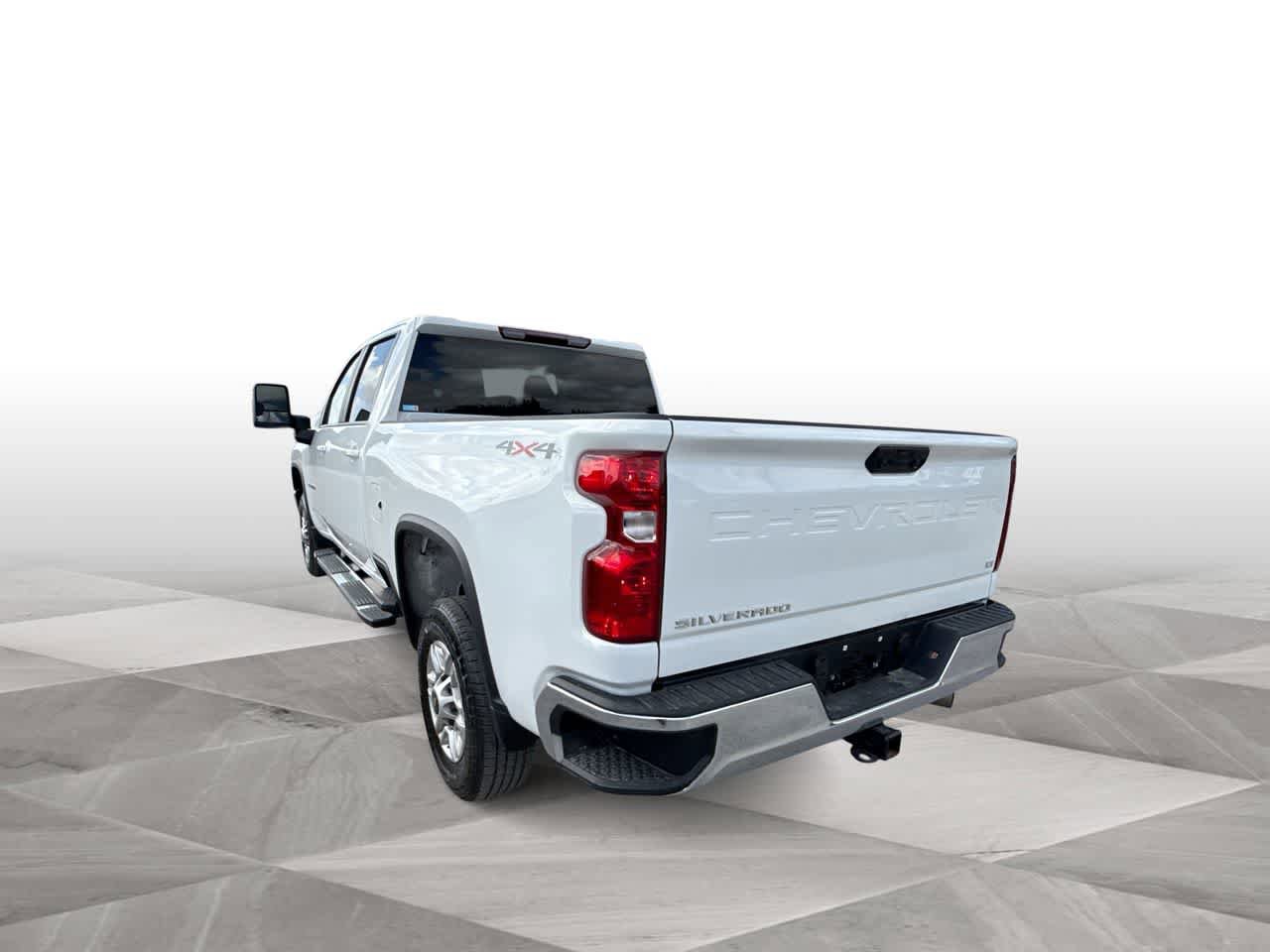 Used 2025 Chevrolet Silverado 2500 LT w/ Convenience Package AWD/4WD image 6