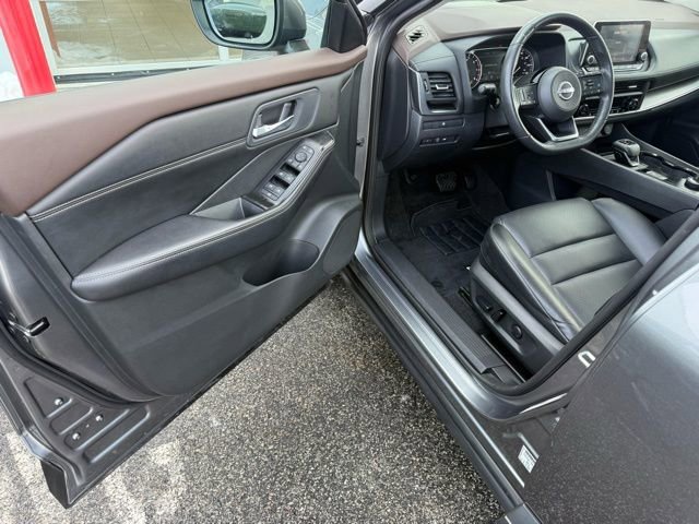 Certified 2023 Nissan Rogue SV w/ SV Premium B Package image 14