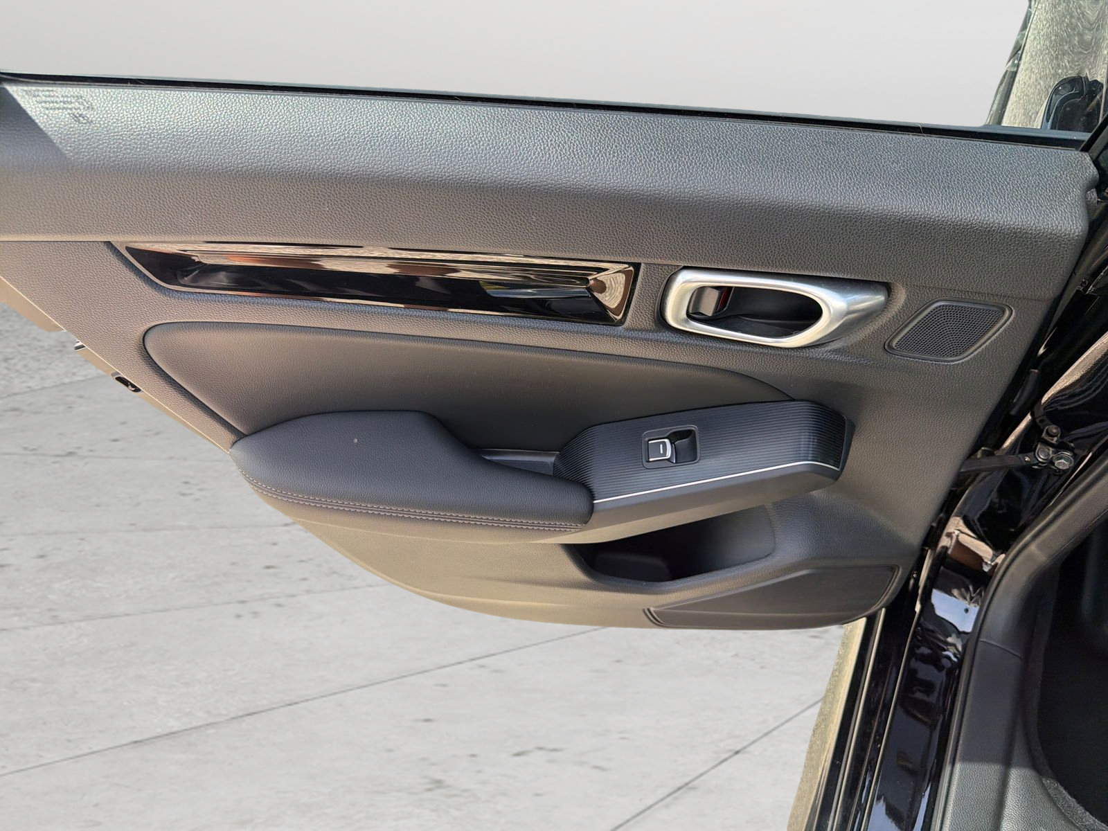 Used 2024 Honda Civic Touring image 31