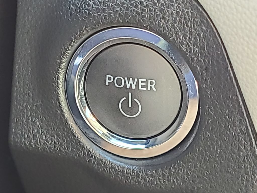 Certified 2025 Toyota RAV4 XLE AWD/4WD image 22