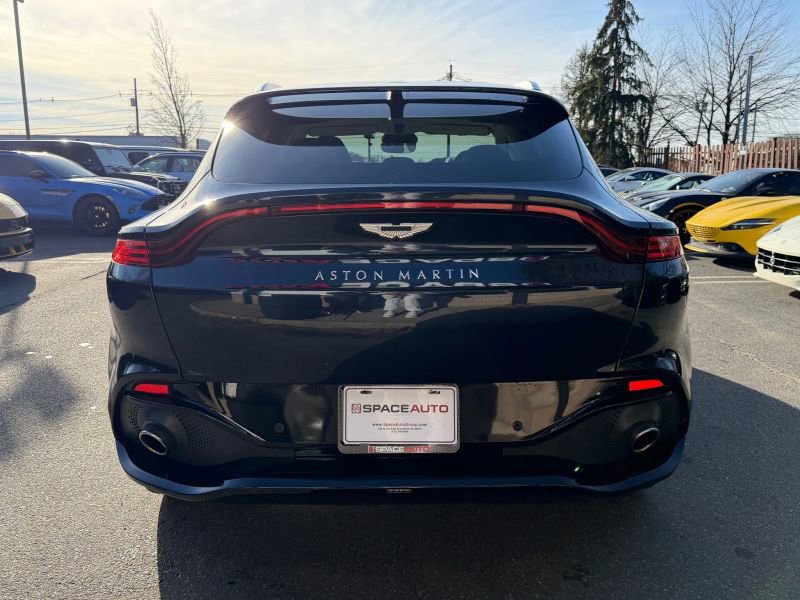 Used 2021 Aston Martin DBX Sport Utility 4D image 6