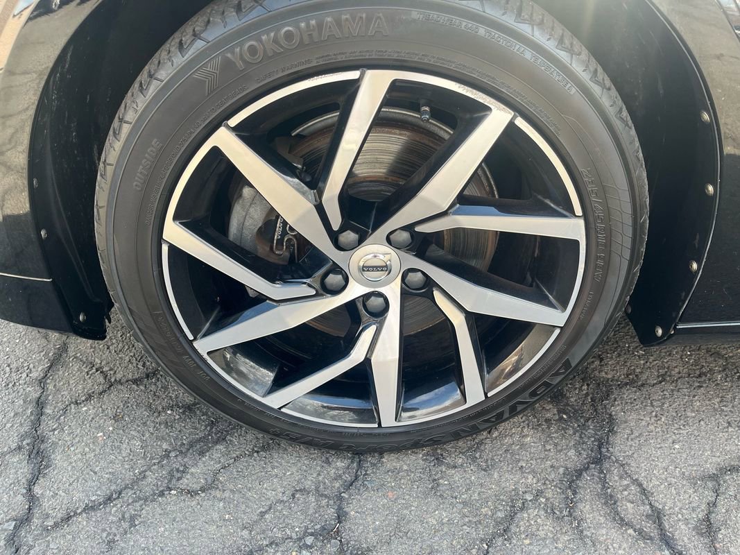 Used 2020 Volvo S60 T5 Momentum w/ Protection Package Premier image 25