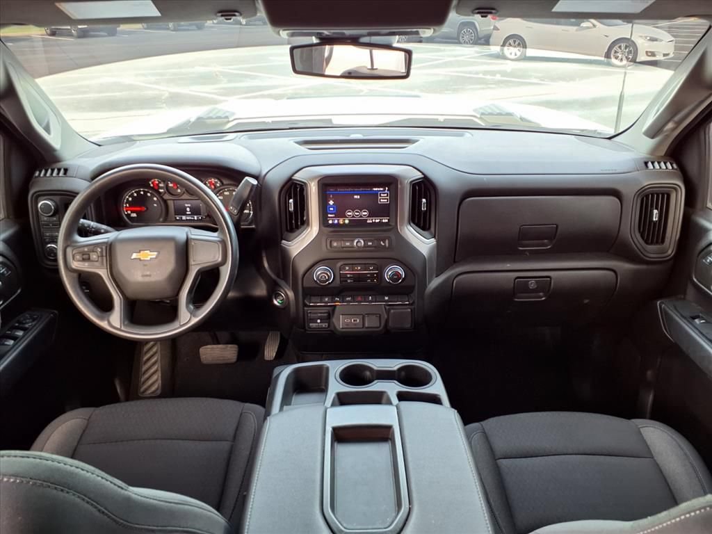 Used 2025 Chevrolet Silverado 2500 Custom w/ Custom Value Package AWD/4WD image 26